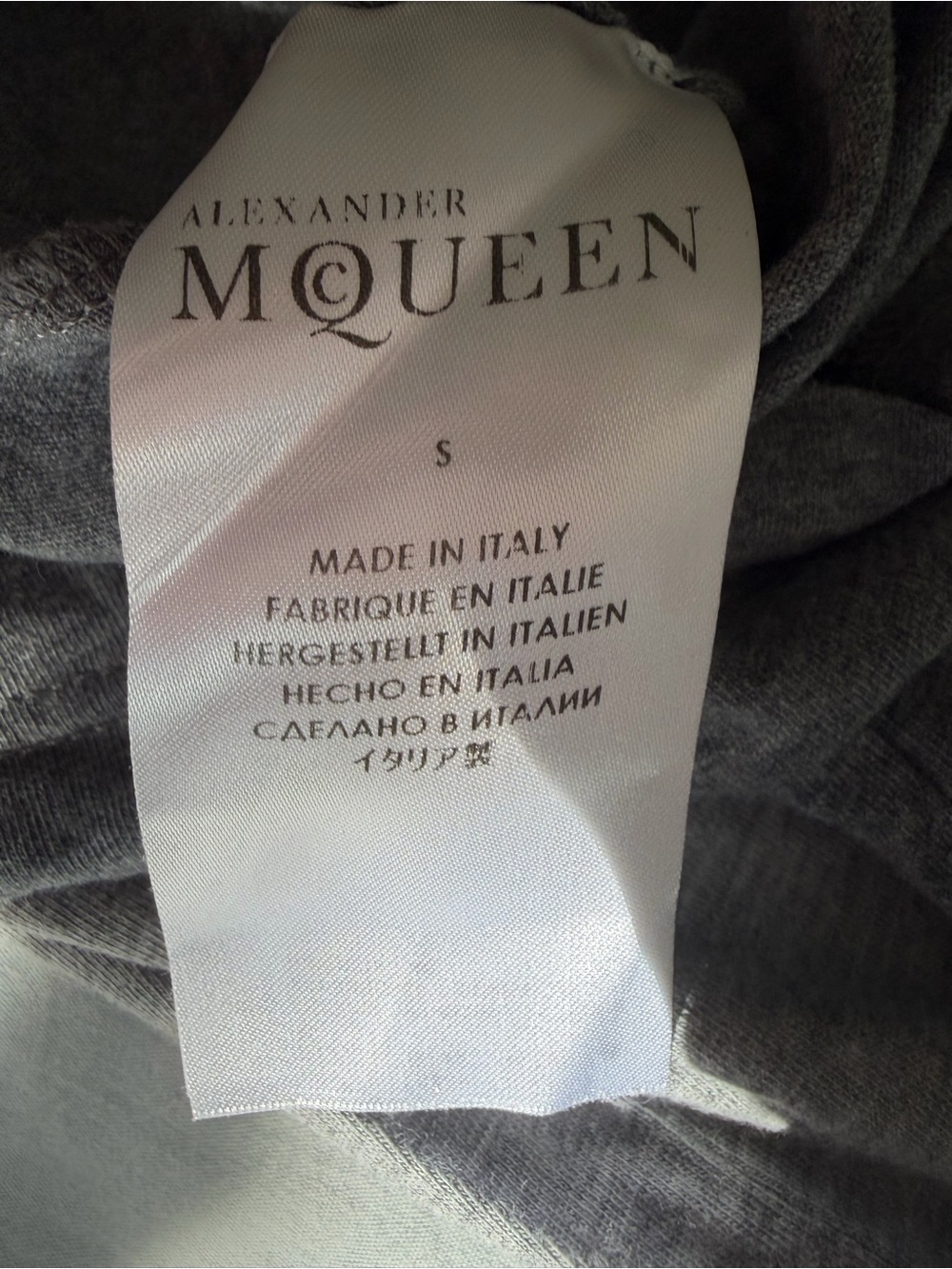 Alexander McQueen Gray Skull & Feather Short Sleeve Tee - Picture 5 of 6